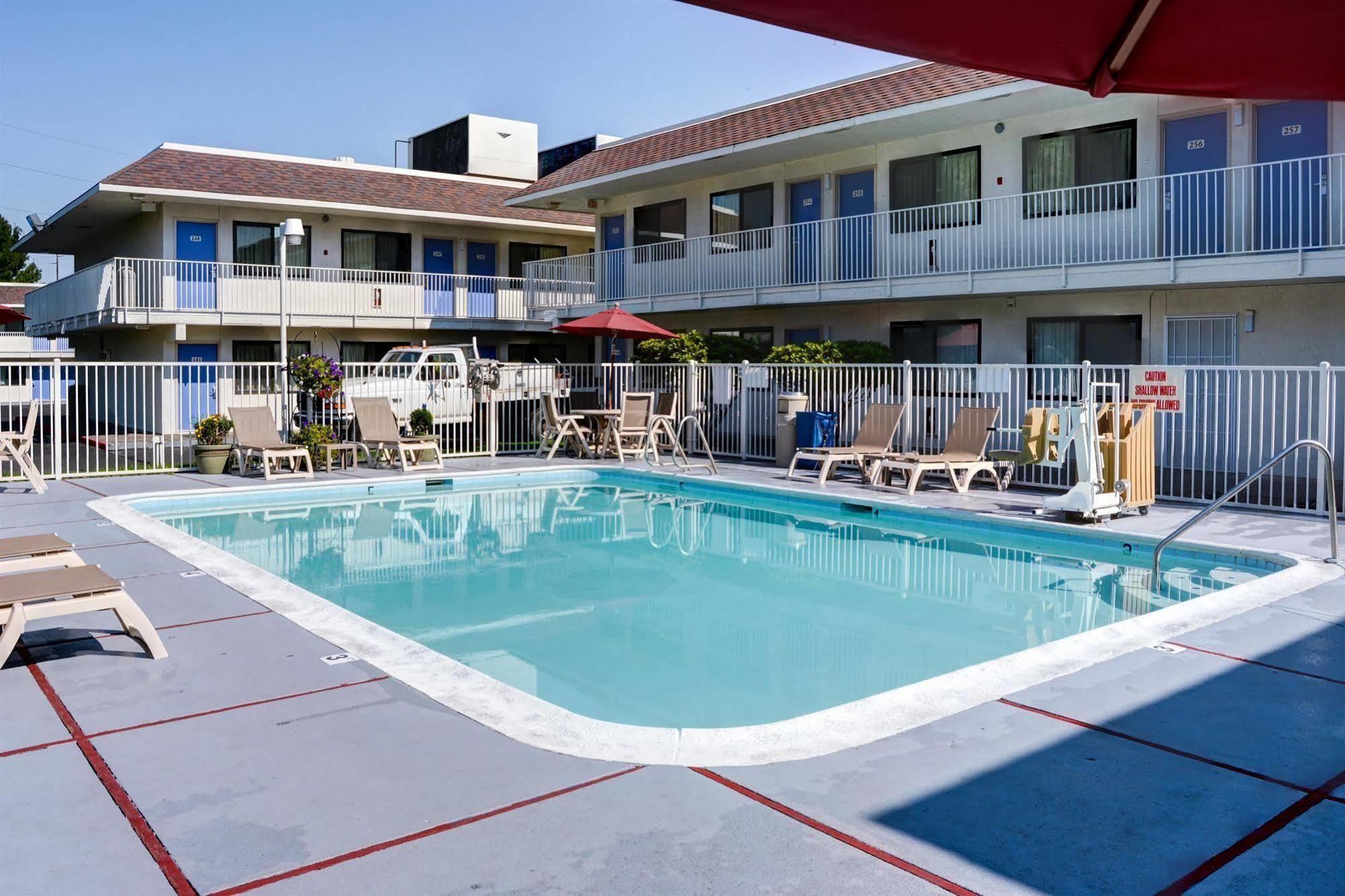 Motel 6-Springfield, Or - Eugene North Eksteriør bilde