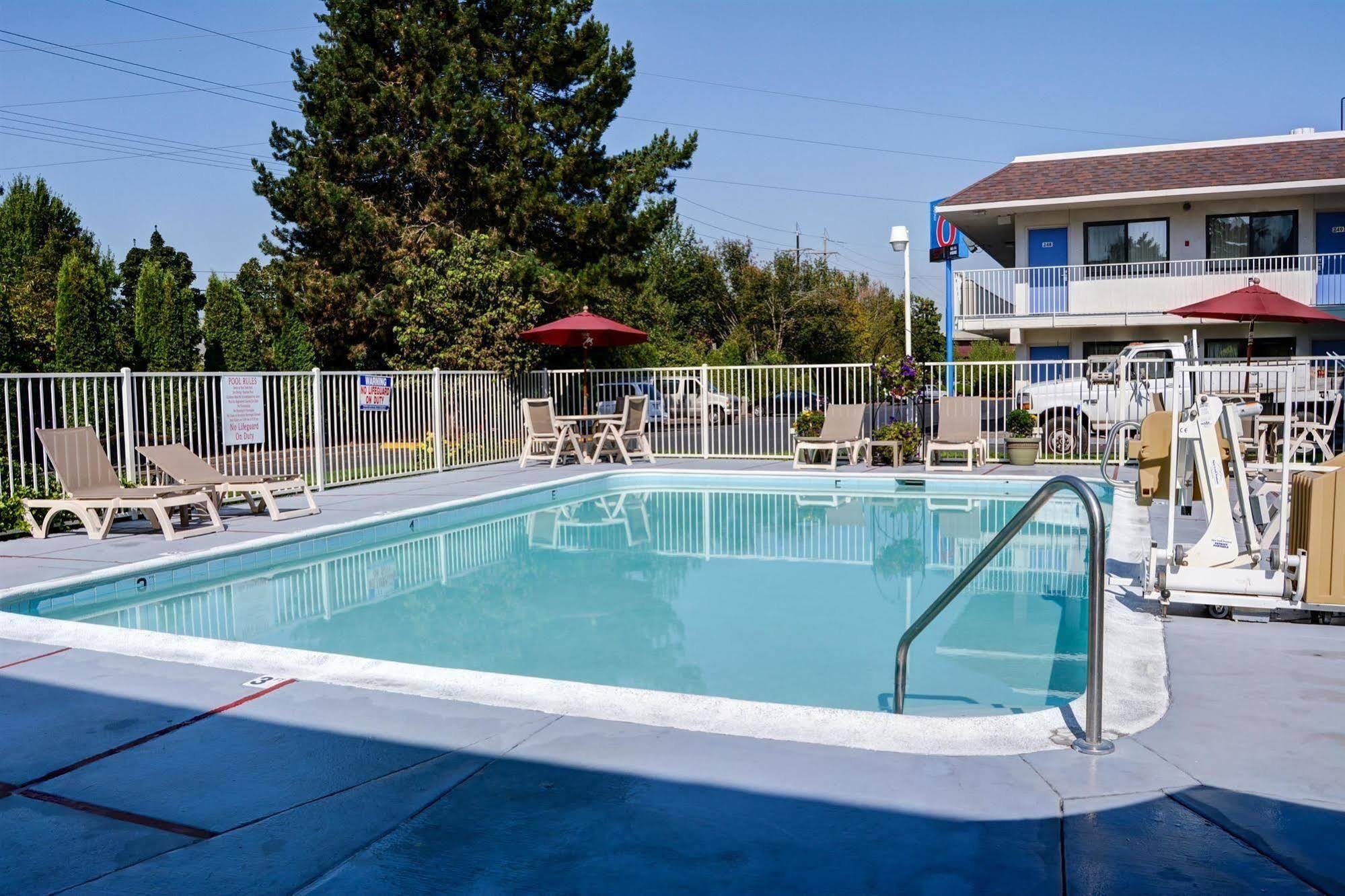 Motel 6-Springfield, Or - Eugene North Eksteriør bilde