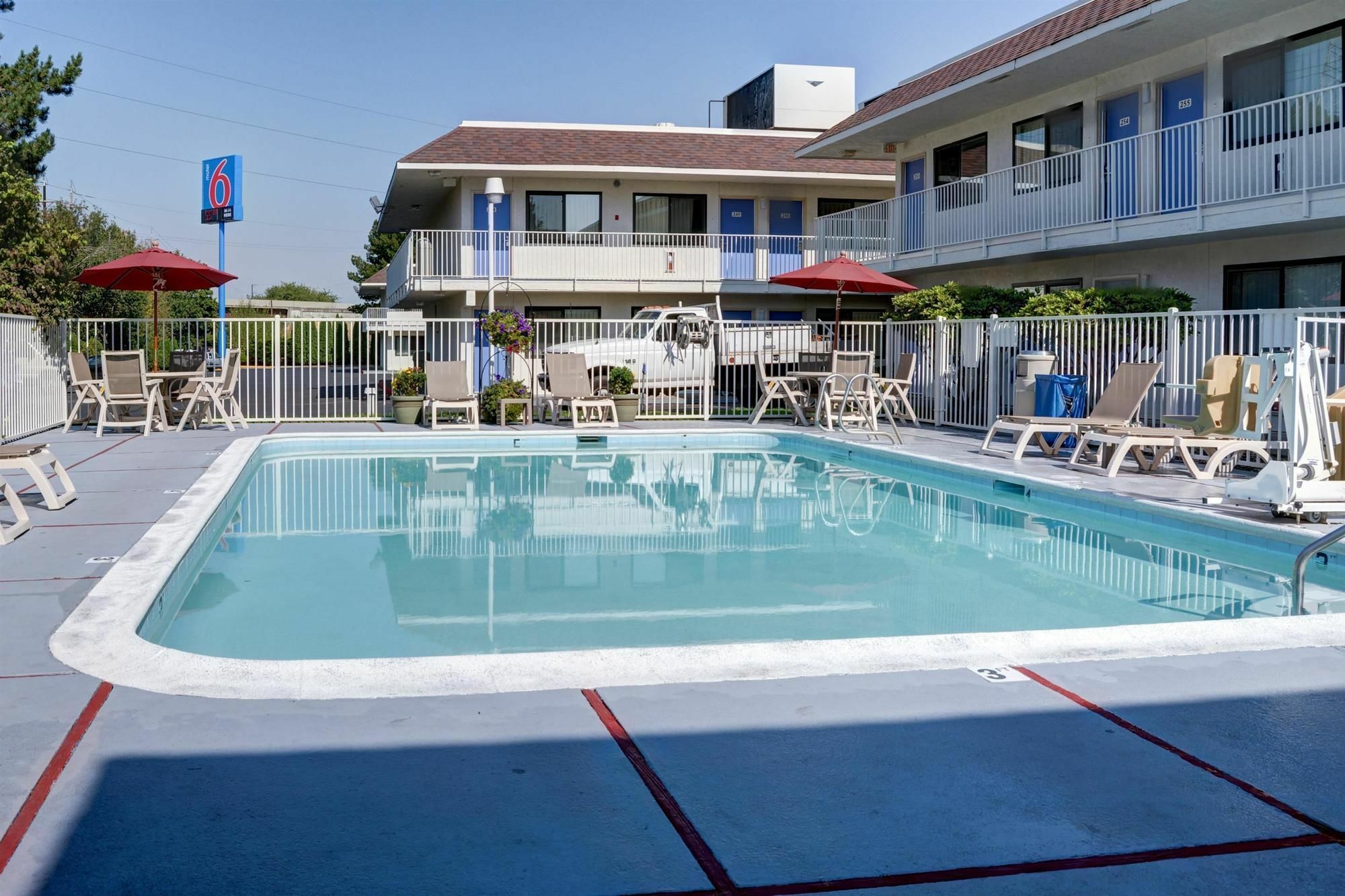 Motel 6-Springfield, Or - Eugene North Eksteriør bilde